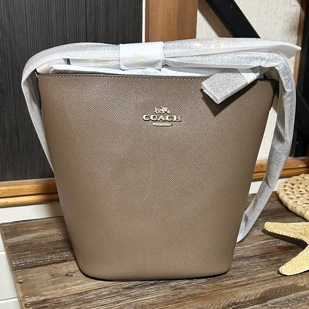 Coach Logan Duffle Bag brown New leather original crossbody bag